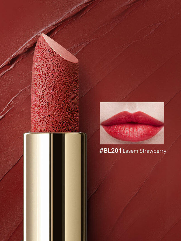 <b> Batik Matte Velvet Lipstick Lasem Stawberry </b>